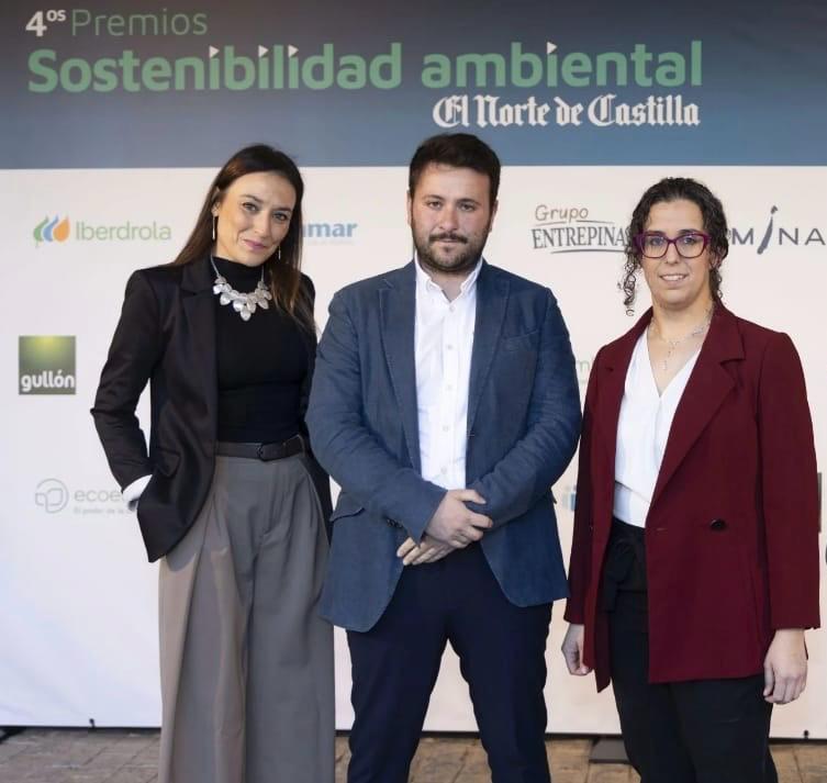 IDForest tweet media