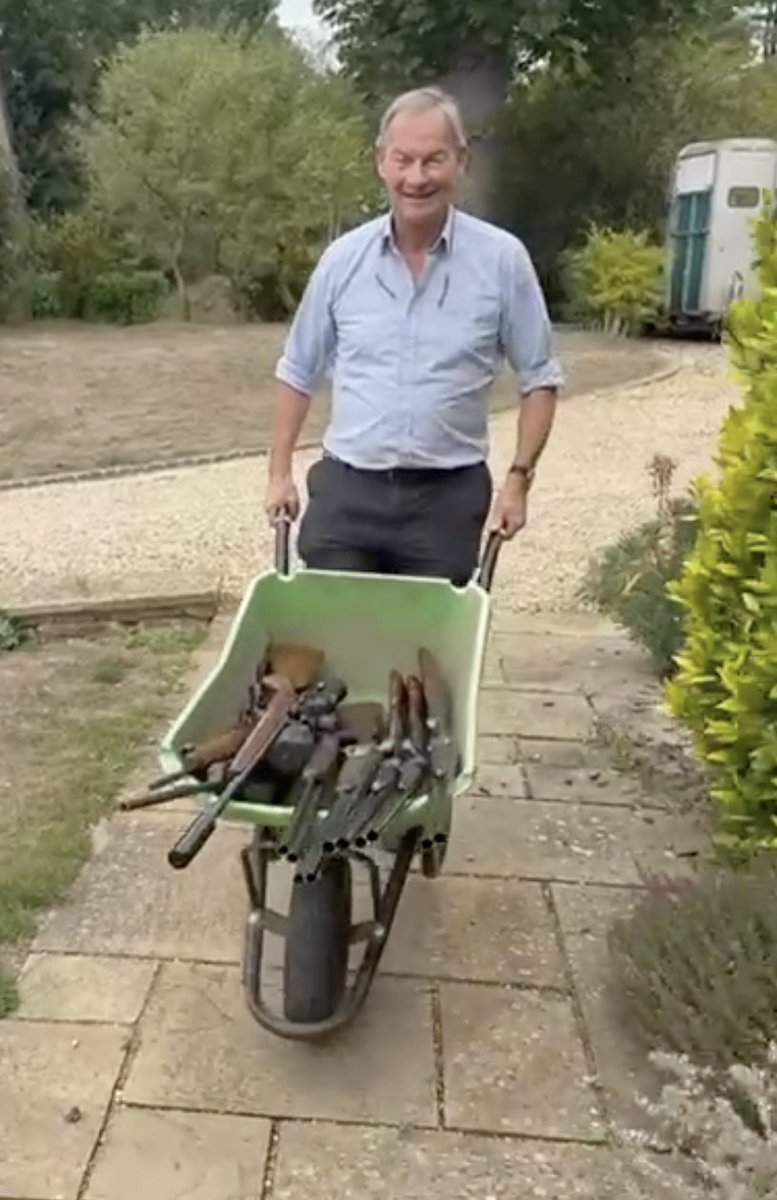 <a href="/ABridgen/">Andrew Bridgen</a> Why are we allowing MPs to slaughter animals for fun?
They must be stopped.