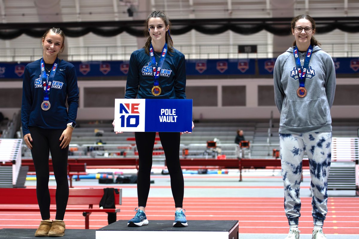 Saint Anselm Hawks XC/TF tweet media