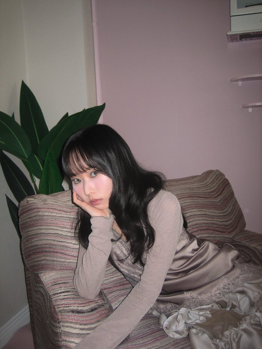 yunsaemusic's tweet photo. 𝐎𝐧 𝐚𝐧𝐝 𝐨𝐟𝐟, 𝐚𝐧𝐝 𝐟𝐨𝐫𝐞𝐯𝐞𝐫𝐦𝐨𝐫𝐞 🍎

💍 윤새 (Yunsae) - Forevermore
⠀
Feb 27, 2026 (Fri) 6PM KST / 5AM EDT
⠀
#윤새 #Yunsae @yunsaemusic
#Forevermore #포레버모어 https://t.co/qOfIW6EaCn