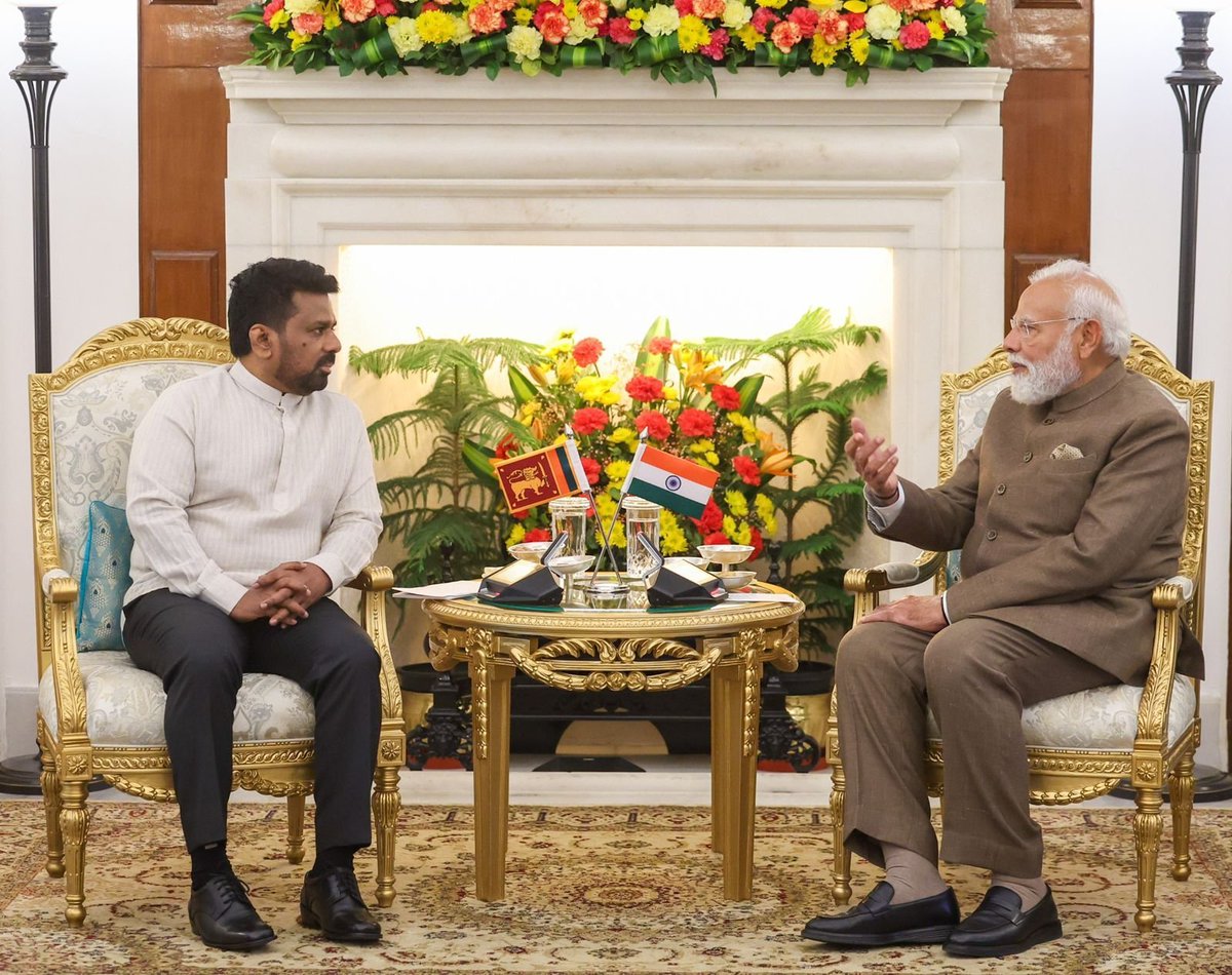 மதிப்புமிக்க ஓர் அயலவருடனான நட்புறவை வலுவாக்கல்! 

டில்லியில் ஜனாதிபதி அநுர குமார திசாநாயக்க அவர்களை சந்தித்தமை மிகவும் மகிழ்ச்சிக்குரிய விடயமாகும். அண்மைய காலங்களில் இந்திய இலங்கை உறவுகளில் ஏற்பட்டுள்ள முன்னேற்றம் தொடர்பாக நாம் மீளாய்வு செய்திருந்தோம். அத்துடன், எரிசக்தி,