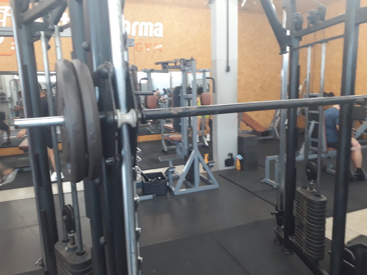 Homens, para a depressão o melhor remédio é agachamento com 4 anilhas de 25kg e uma oração em Nome de Jesus