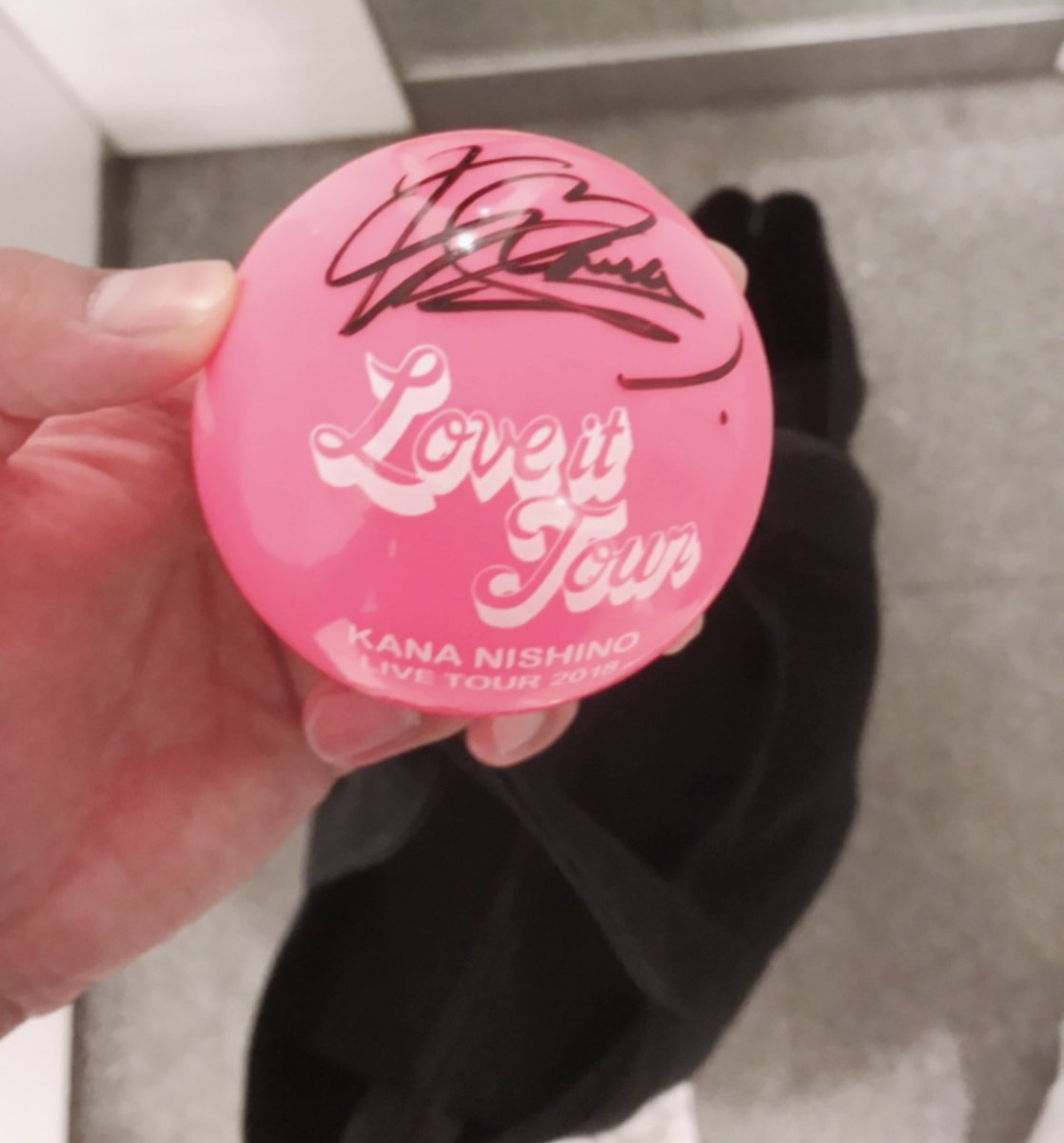 西野カナ サインボール【紫】 kanayanofficial カナやんのホールツアーは楽しみすぎる 前回のホール