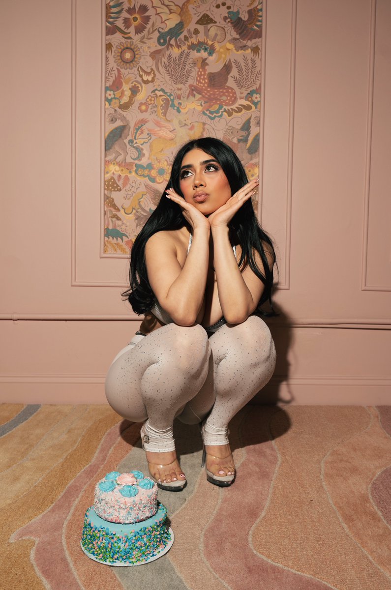 Violet Myers tweet media