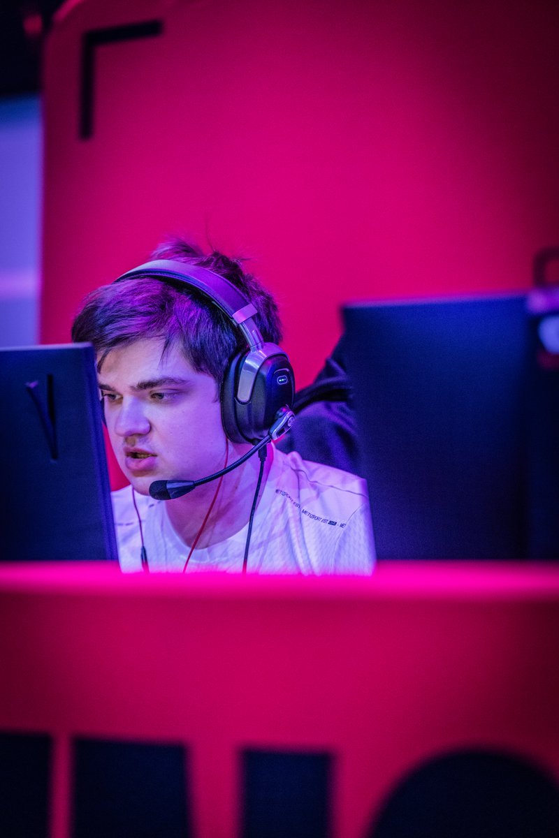 Metizport tweet media