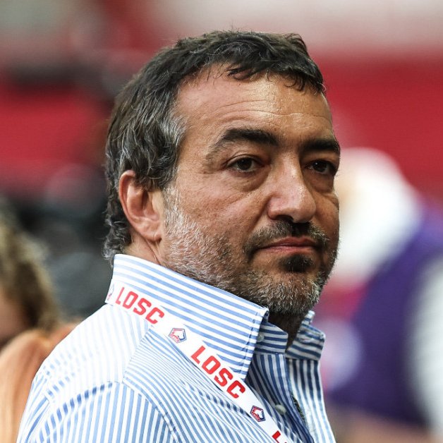 ⚠️ Dire les choses !

ALESSANDRO BARNABA (Merlyn Partners) propriétaire du #Losc , avait ouvert la porte à la vente du club en nov 2024 (Gazetta dello Sport). 
Voilà une RACINE du problème ! Le proprio lâche de moins en moins de tunes...

Résultat: nos tristes mercatos !

#Lille