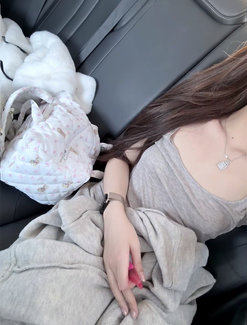 Chen-冰冰 tweet media