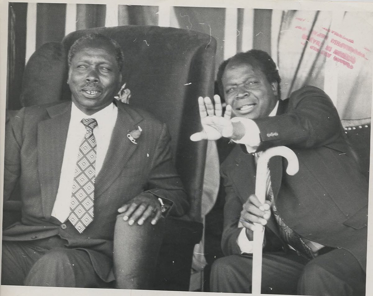 KResearcher's tweet photo. President Moi and his deputy Mwai Kibaki. The two worked together in the cabinet between 1963 to 1991. https://t.co/YdPBTloZpT