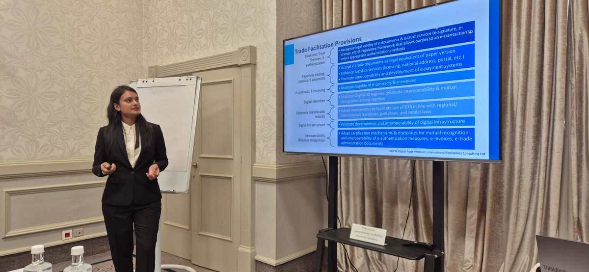 Intl Economics Ltd tweet media