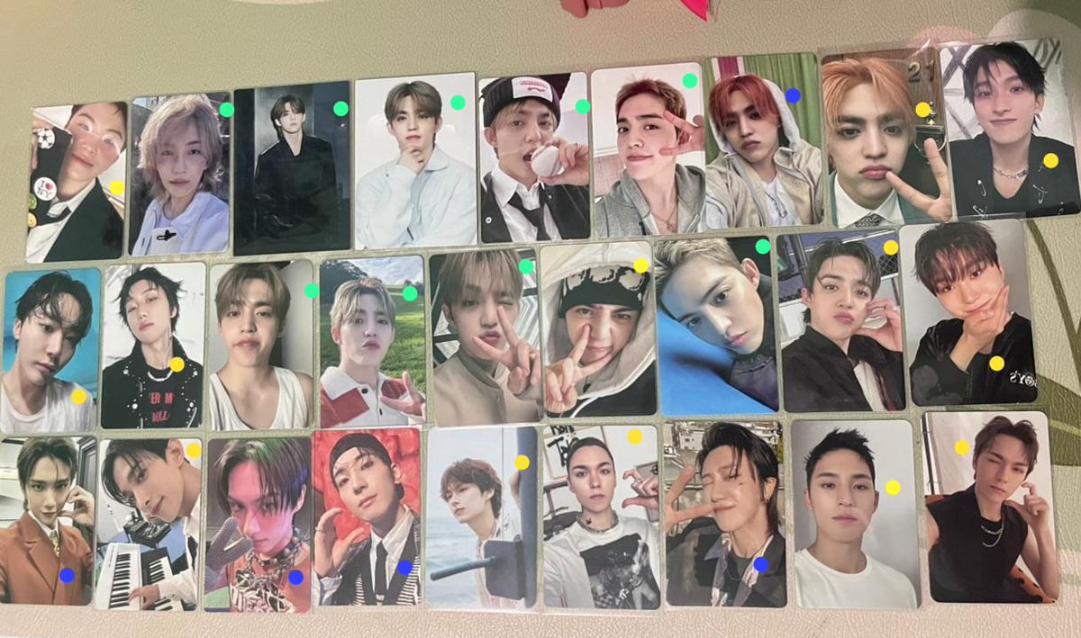 #wts aab photocard seventeen 
🟢50k
🟡40k
🔵35k
Harga udah Inc all✔️