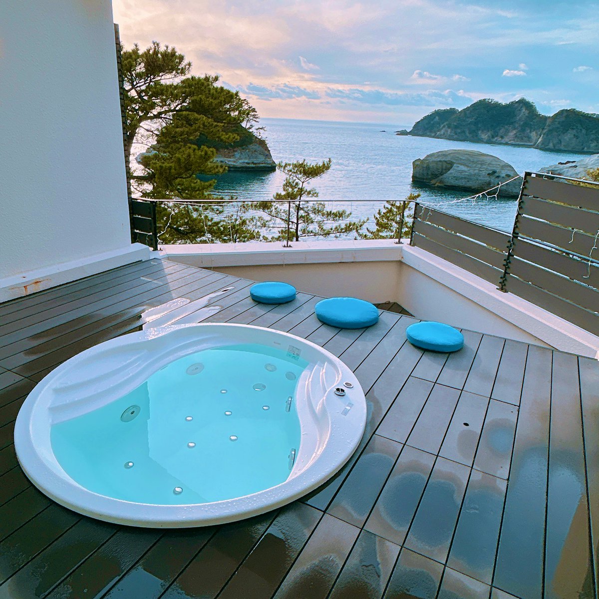 mago.c___¿* tweet media