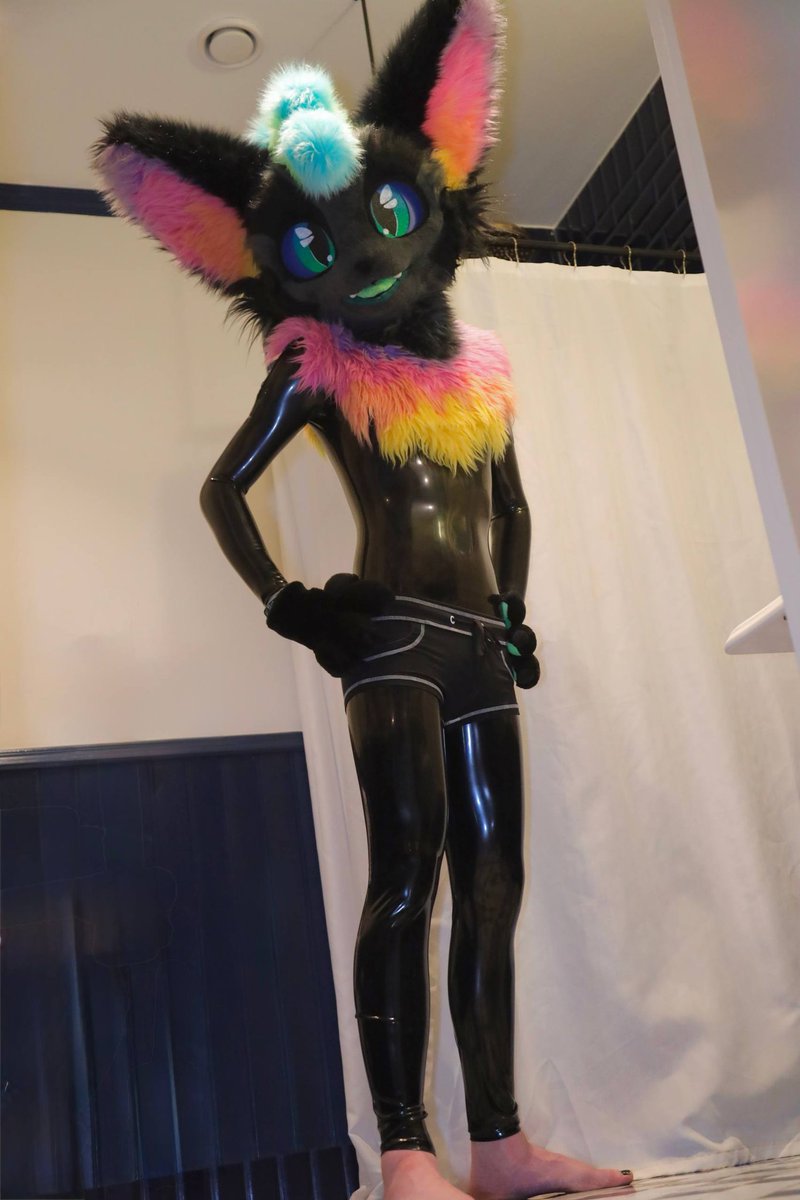 Stripe_69_'s tweet image. The AD dance at #NFC2026 was so fun last night. 
I finally got to wear my shiny outfit for the first time. 

📸 @MaxFilmsVR