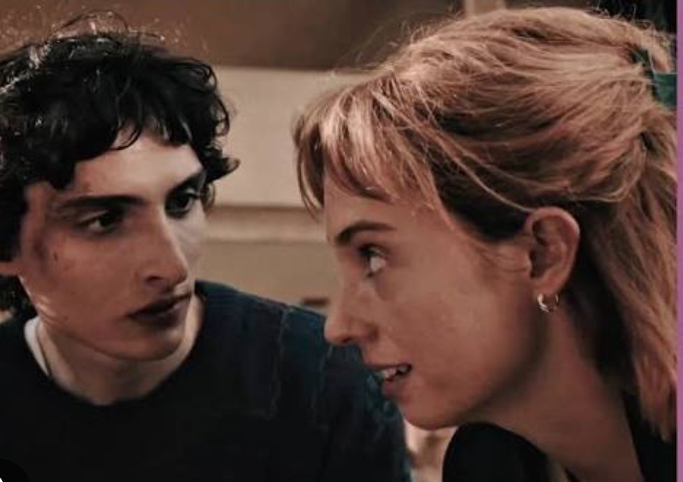 youdkme3937's tweet image. I just KNOW these two are working together i just can't prove it yet🤔🤔

(pls watch s5 with this in your head it'll blow your mind) 
#StrangerThings5 #mikewheeler #robinbuckley #conformitygate #shadowgate #fyp