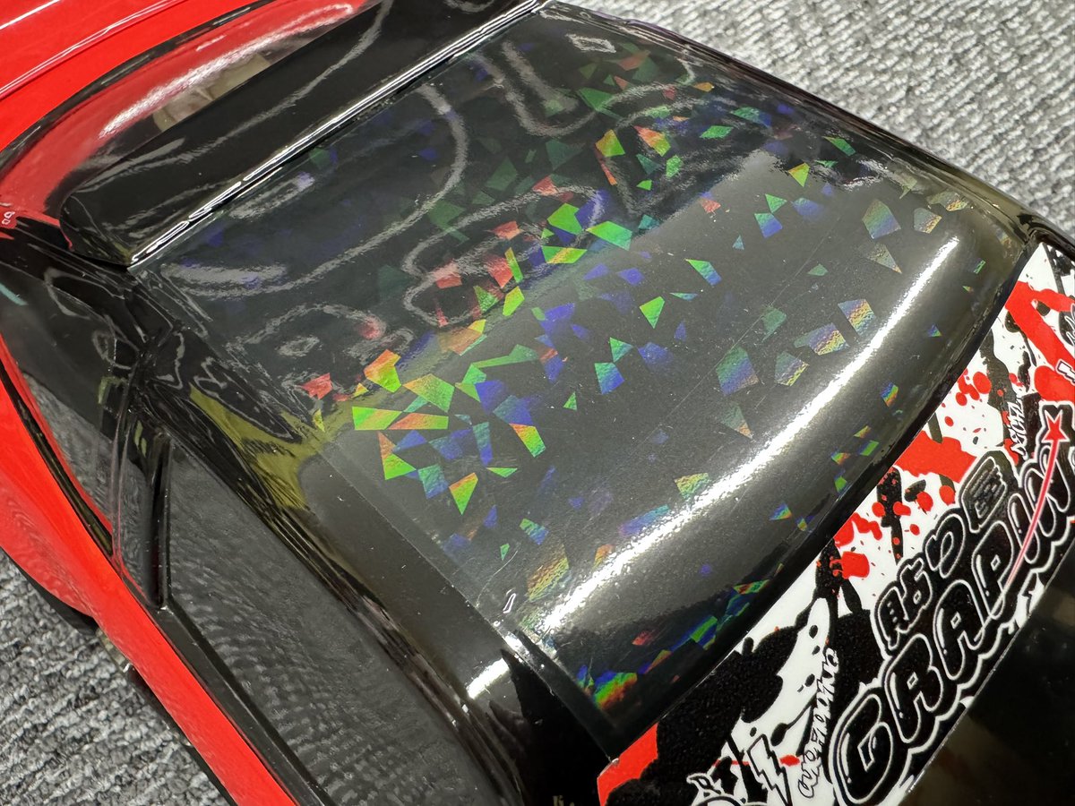 factorym11's tweet photo. 風邪も治り、やっとラジコンできる🤣
夜な夜なパンドラ風神180SXストリート仕様のラッピングも出来たから、マウントのパーツ買わなきゃ😊
ルーフも初めてのことやってみた👍
#パンドラ #PANDORA #180SX #ラッピング #デカール #ステッカー #ドリラジ #ラジコン #wrapping #decare #sticker https://t.co/HNMIor5Eni