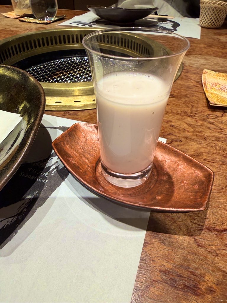 mayuka085's tweet photo. 白子酒に白子のお寿司、焼き白子に白子のお刺身🥰
白子三昧でカンパーイ(*´>ω<`*)✨ https://t.co/KQe12mAd6k