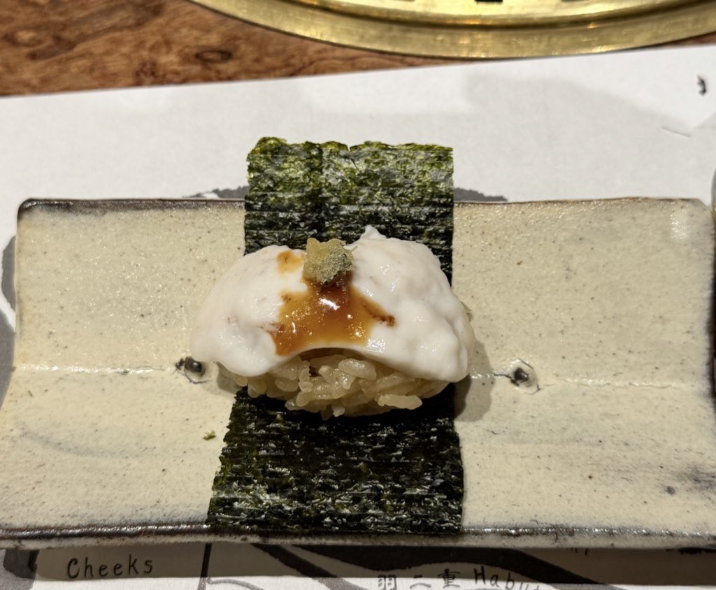 mayuka085's tweet photo. 白子酒に白子のお寿司、焼き白子に白子のお刺身🥰
白子三昧でカンパーイ(*´>ω<`*)✨ https://t.co/KQe12mAd6k
