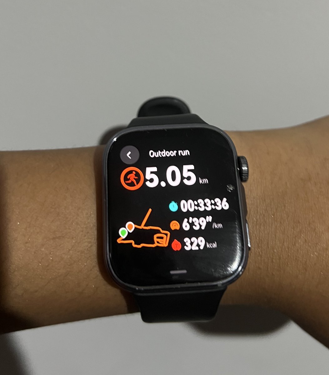 dumsdams tweet media