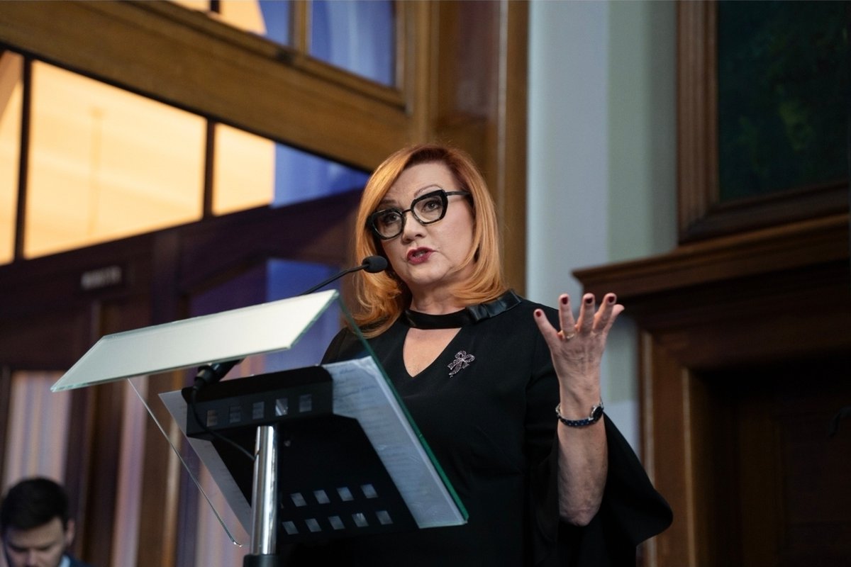 Alena Schillerová tweet media