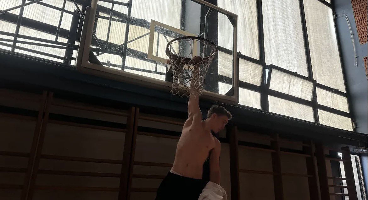 pulppink's tweet image. this ivan shade #sramhr