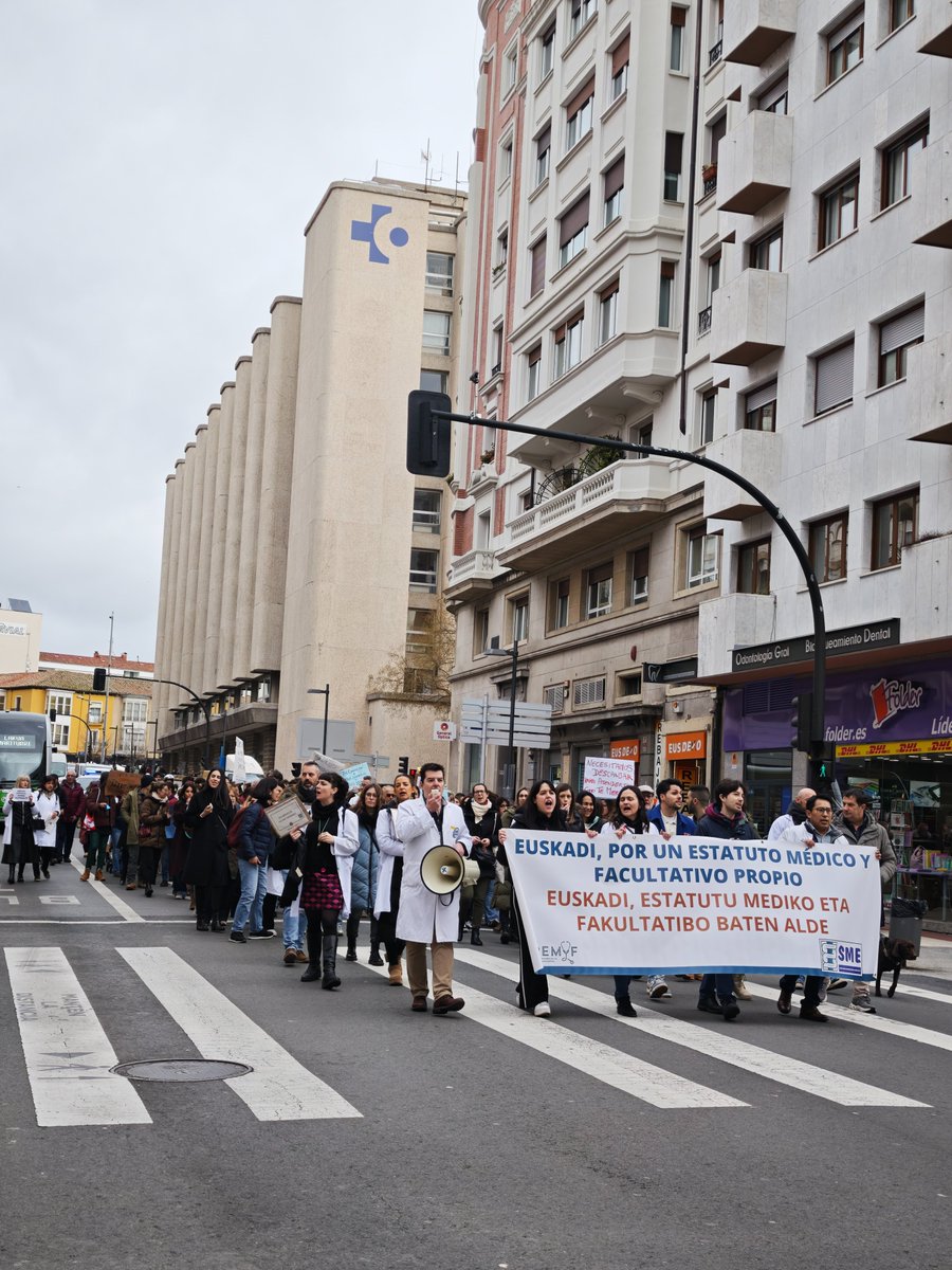 Ilustre Colegio Oficial de Médicos de Araba/Álava tweet media