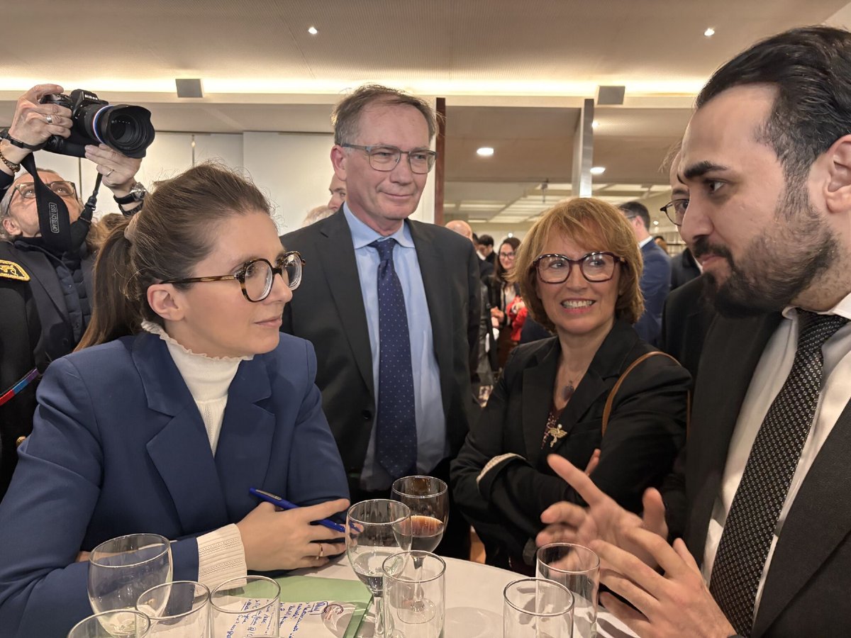 Medef Val d'Oise tweet media