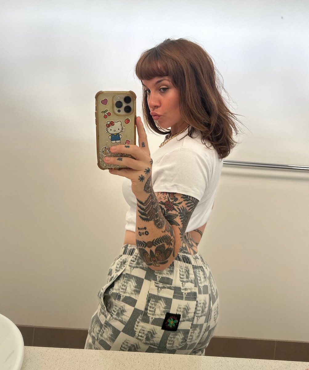BETTY tweet media