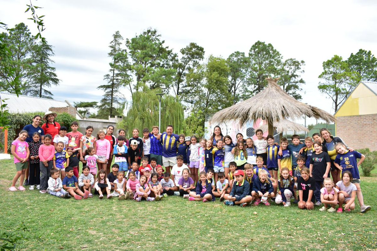 Adelia María y Monte de los Gauchos compartieron un Encuentro de Colonias de Verano para niños
cbahoy.com.ar/adelia-maria-y…