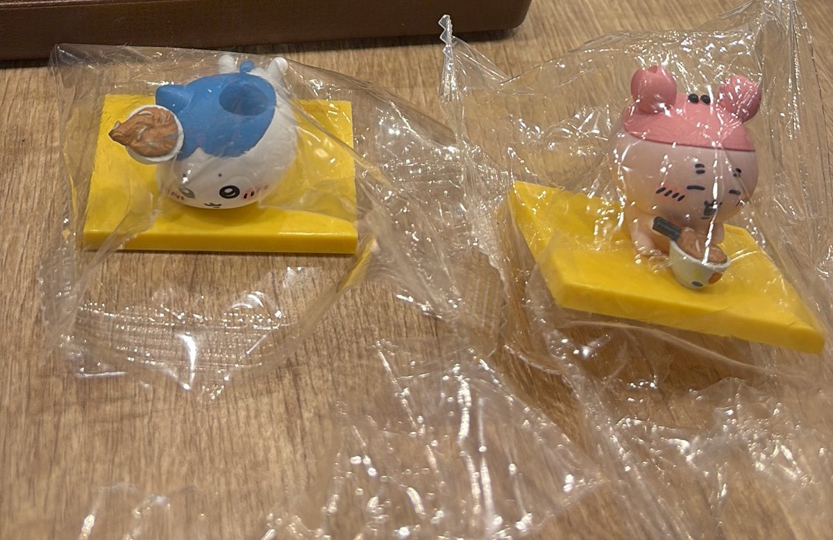 なこ tweet media