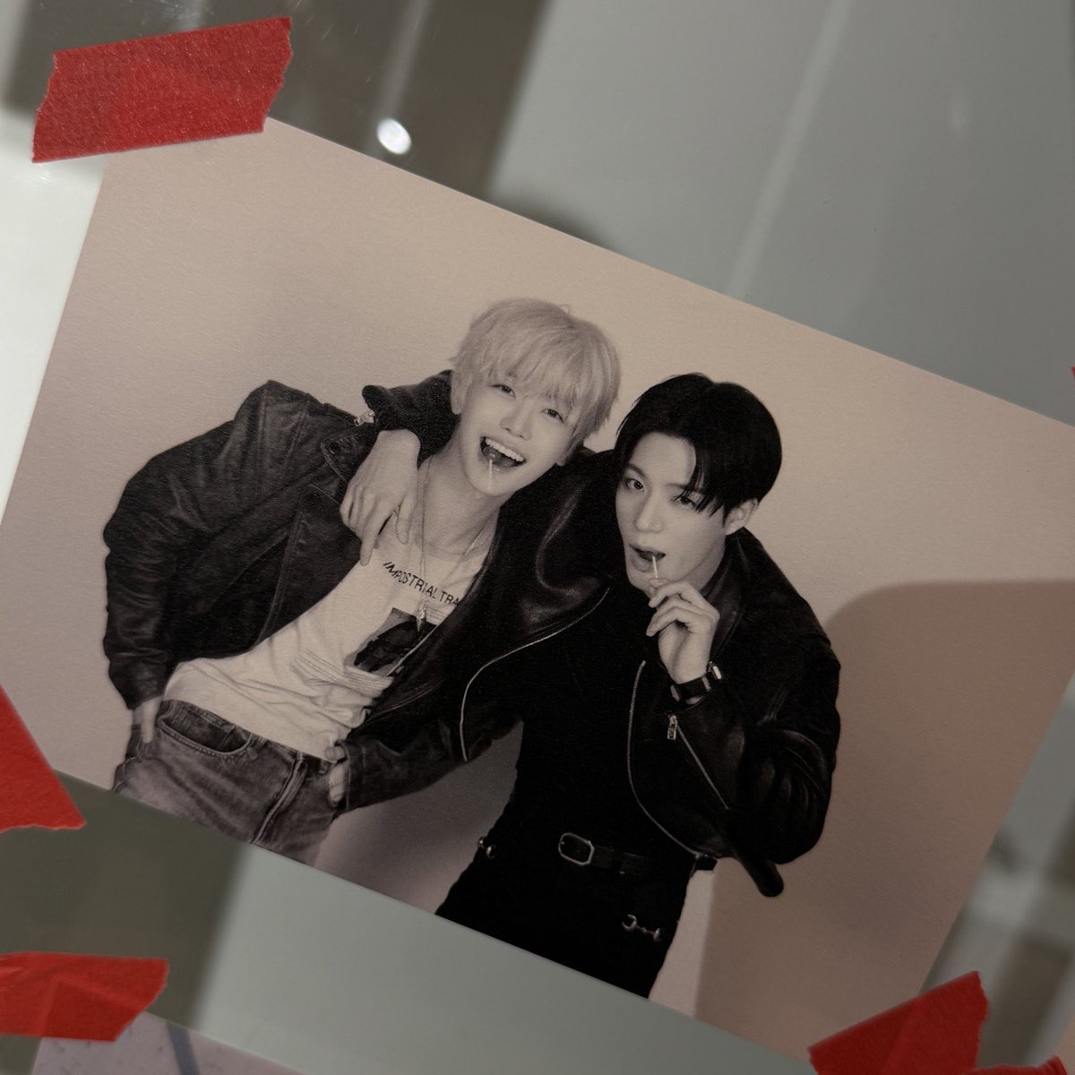 유닛의 공식 첫 스케줄에 함께할 수 있어서 영광이예요