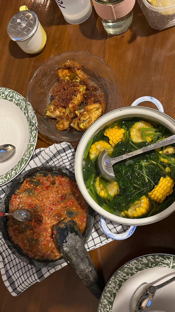 Nayantaka tweet media