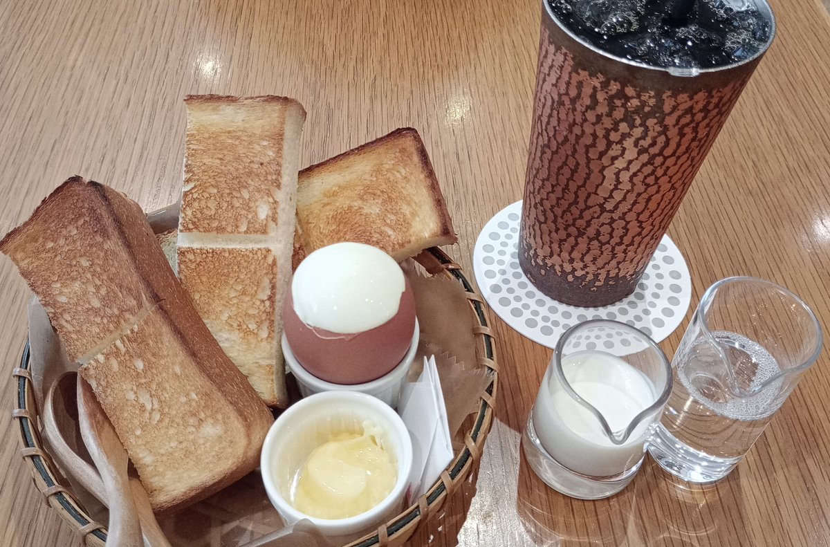 RPのやつ、論点は違うけど、
ホテルで食べずにあえてその土地のカフェモーニングを探すのも楽しいと個人的には思ってる、、

広島、仙台、佐渡、福岡
