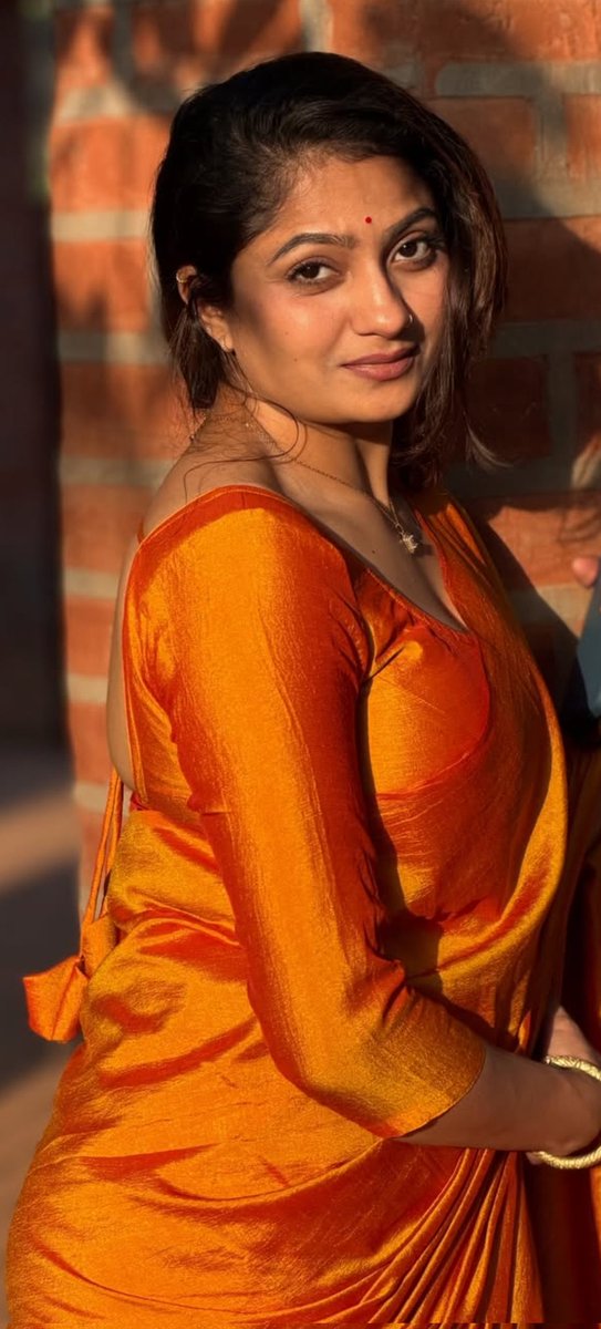 Lovely_Queens1's tweet image. #SanamJoshi