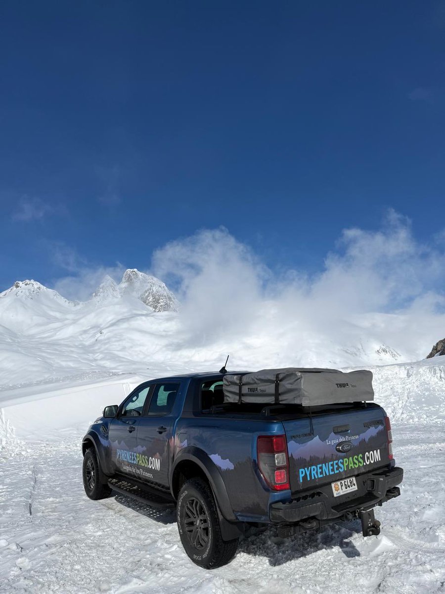 pyreneespass.com tweet media