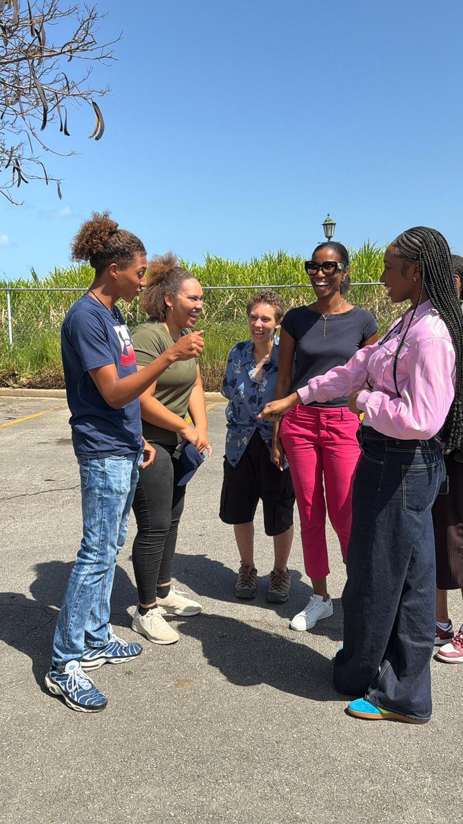 Ashley Lashley tweet media