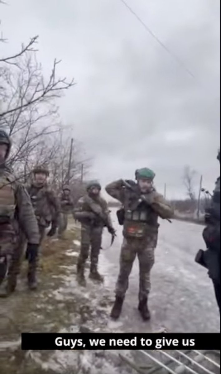 Ох, блин... Неделю назад я писал, как Ilmar Raag и SAB UA привезли в Эстонию десять украинских дроноводов, которые за пару часов раздолбали учения НАТО. 
Это стало первым шагом в сотрудничестве Эстонских сил обороны и ЗСУ. Потом была ответная поездка - Ильмар с офицерами ездили в