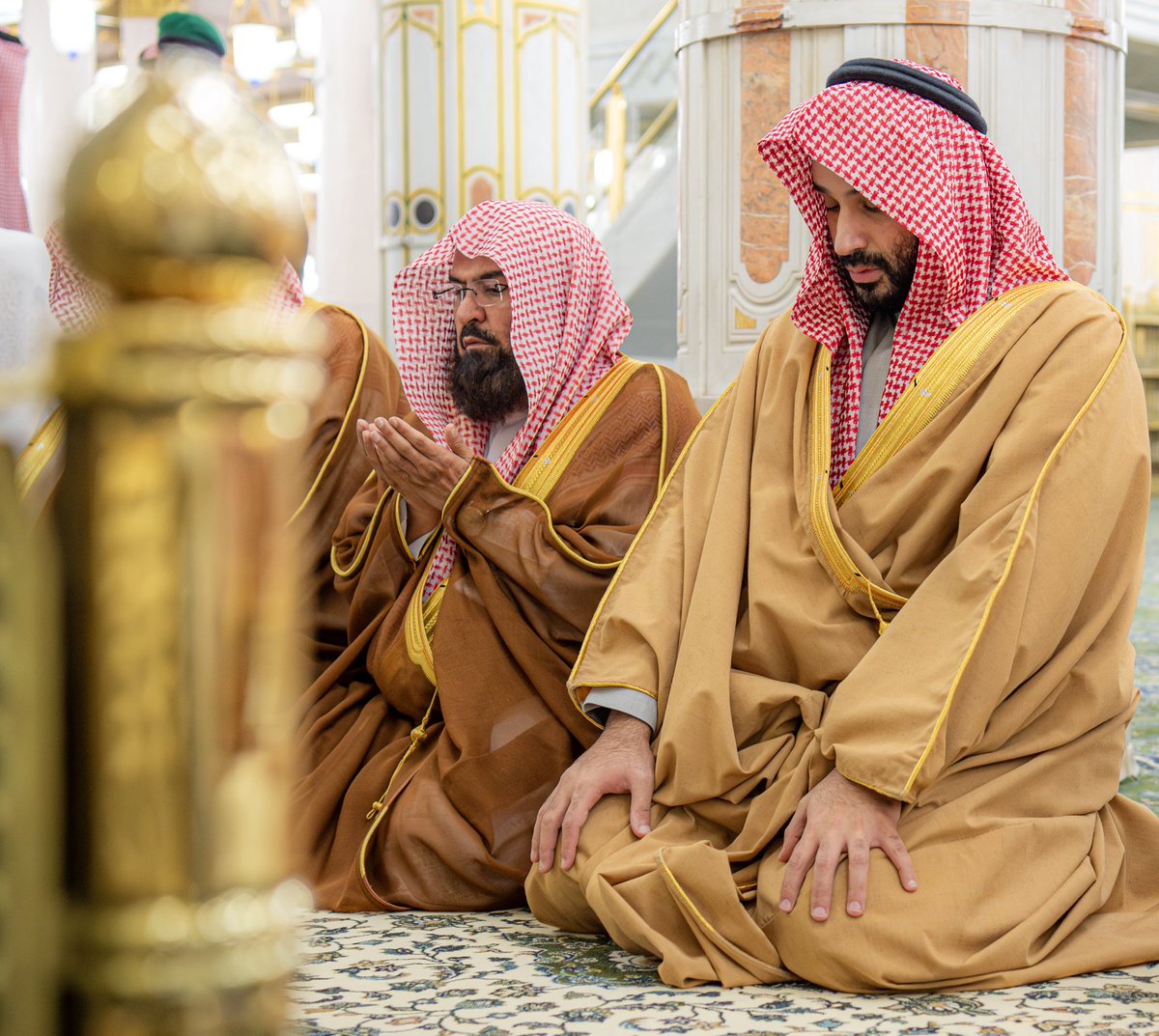 dralzaaq's tweet photo. اللهم احفظ سيدي #ولي_العهد بحفظك، وبارك في عمره وعمله، وتقبل منه صالح الاعمال 💚🤲🏻

#ولي_العهد_في_المدينة_المنورة https://t.co/ExpnzgKRtx