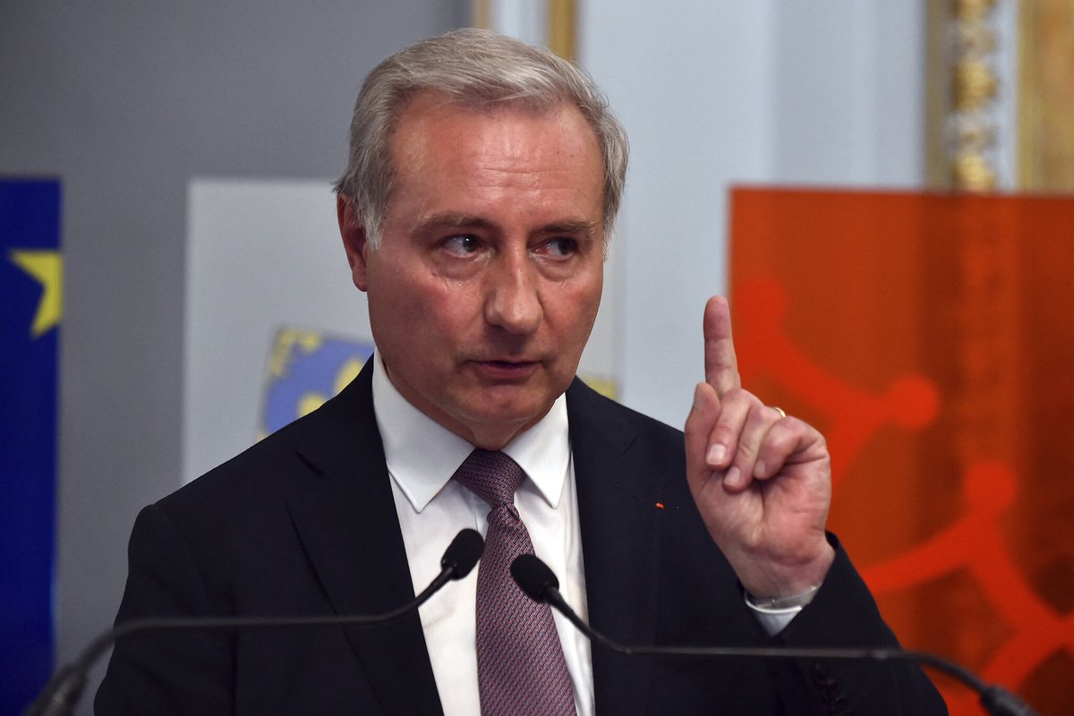 Le Parisien | politique tweet media