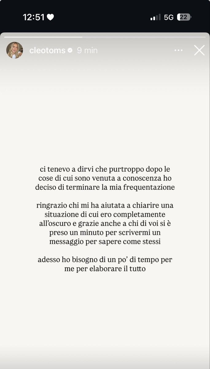 Io lo dicevo che non sapeva nulla, povera cleo 

spero quella traditrice seriale abbia terra bruciata intorno
