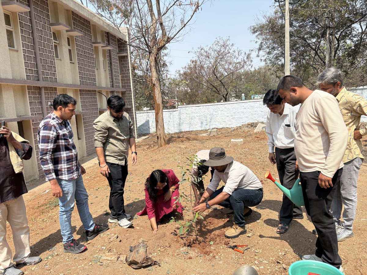 OfficerC1869's tweet photo. Day 4 of swachhata pakhwada 
Plantation Drive under “Ek Ped Ma Ke Naam” initiative to plant tree samplings within the office premise at IGMRI hyderabad. 
#Swachhatapakhwada2026
@igmrihapur @fooddeptgoi https://t.co/2KYGueoUwx