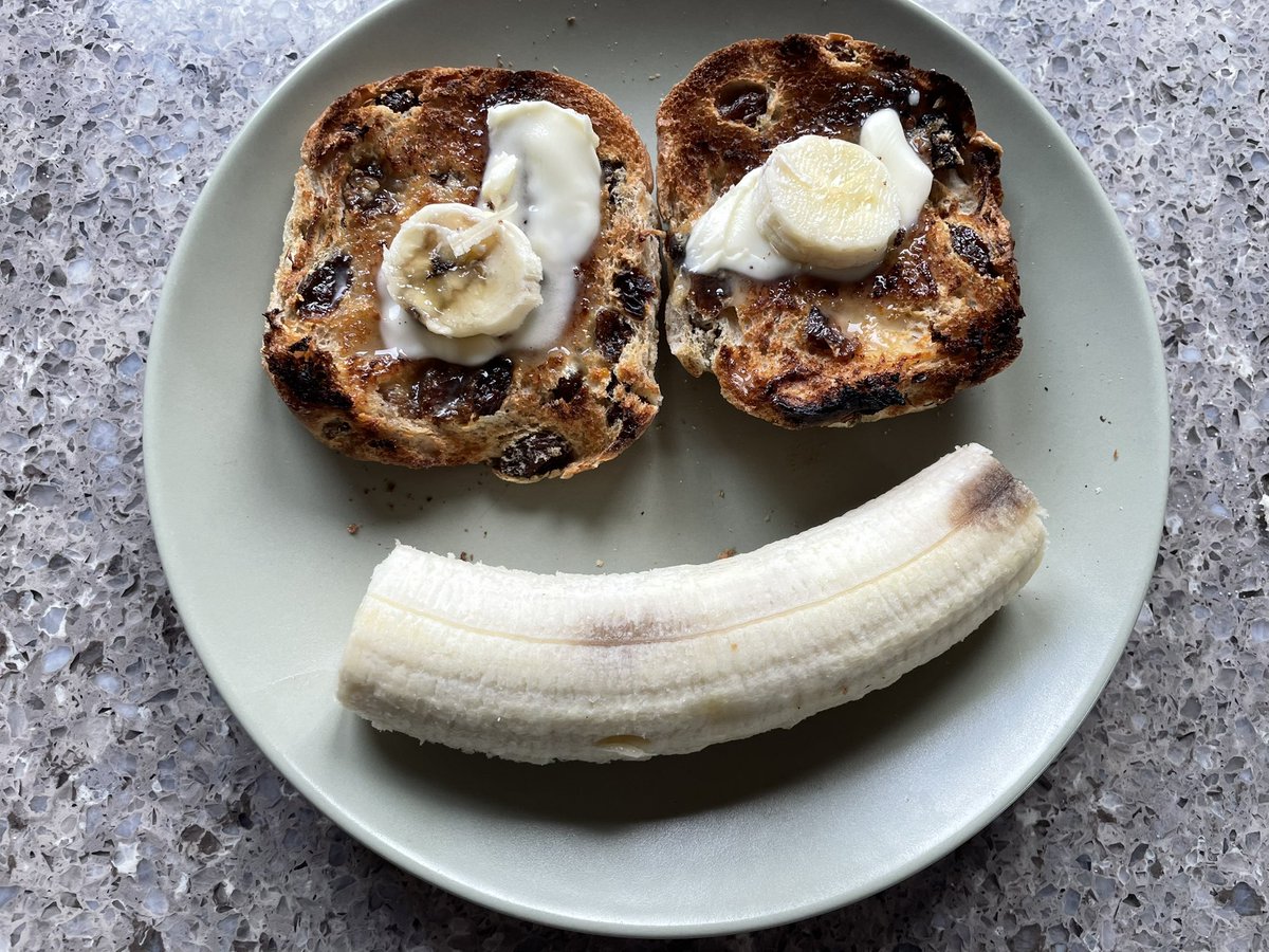 sheilaMol tweet media