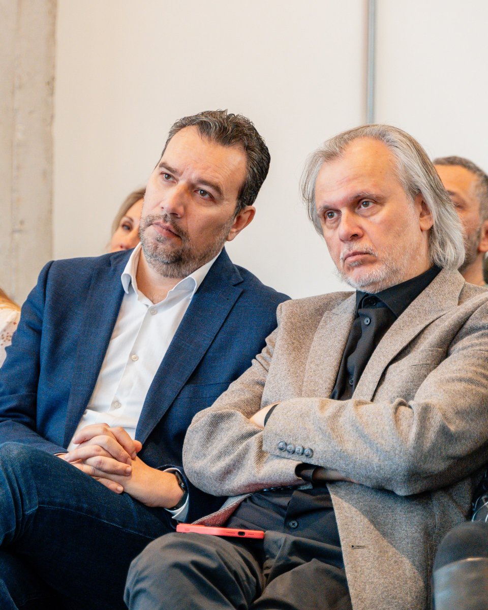 Marketing Greece tweet media