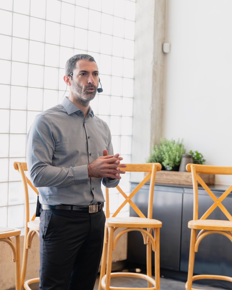 Marketing Greece tweet media