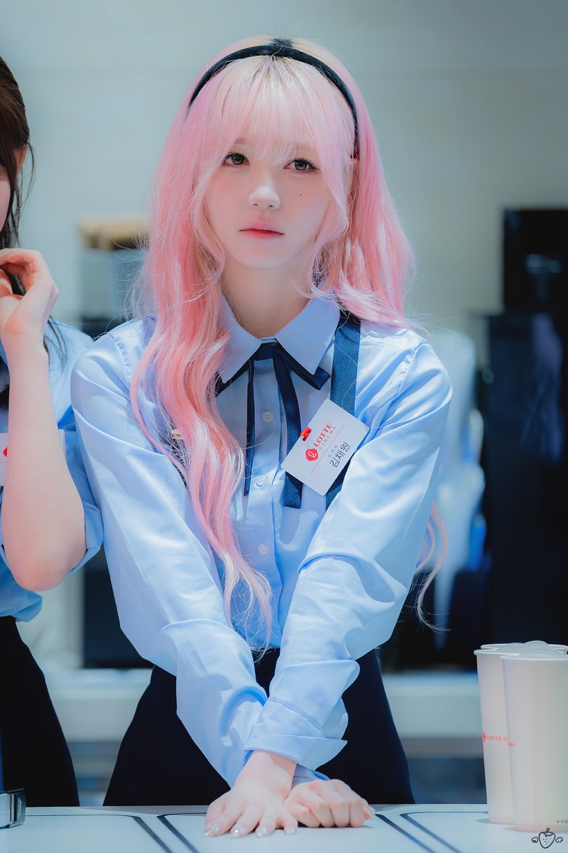 오핑크공주딸기🍓 tweet media