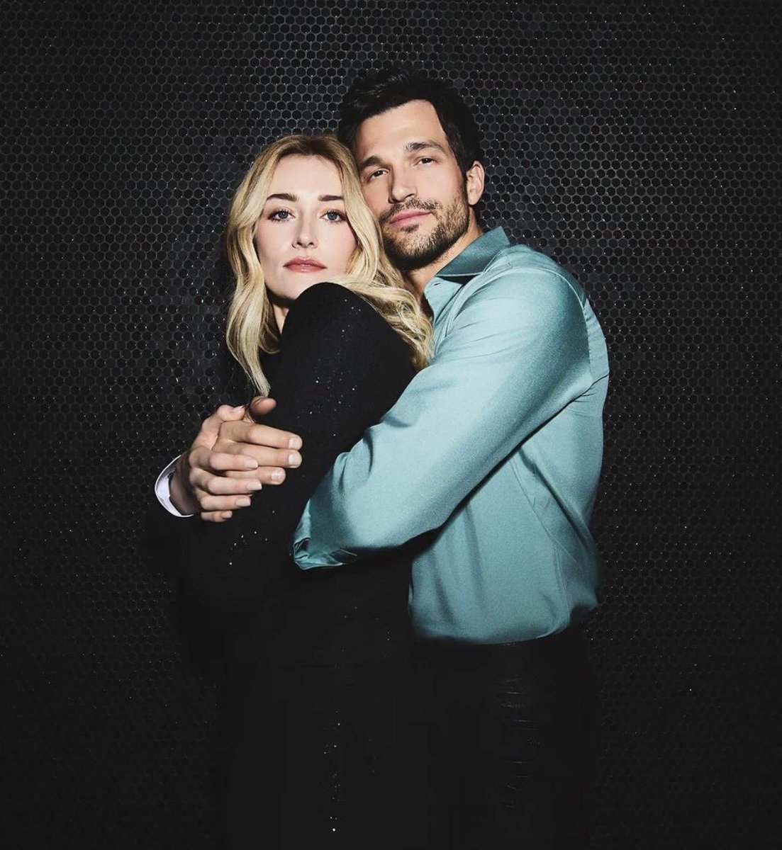 cryIngwsel's tweet image. I'M SO OBSESSED