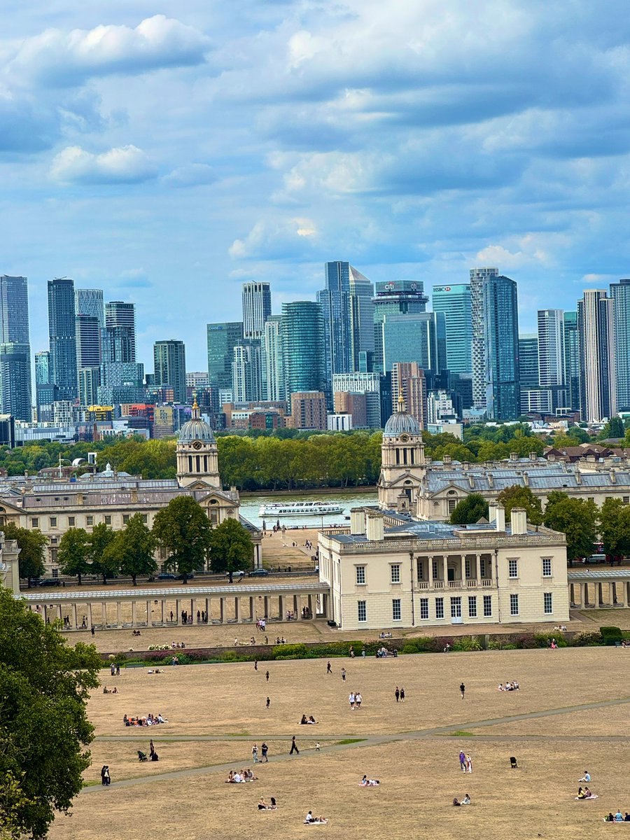 Greenwich Park is one of the best examples of this contrast.