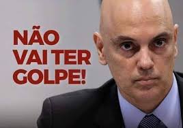 Alexandre de Moraes, dê sua nota de 0 a 10 para esse herói que vem salvando a democracia Brasileira dos 'Bandidos Golpistas Bolsonaristas' ...    👏    👇