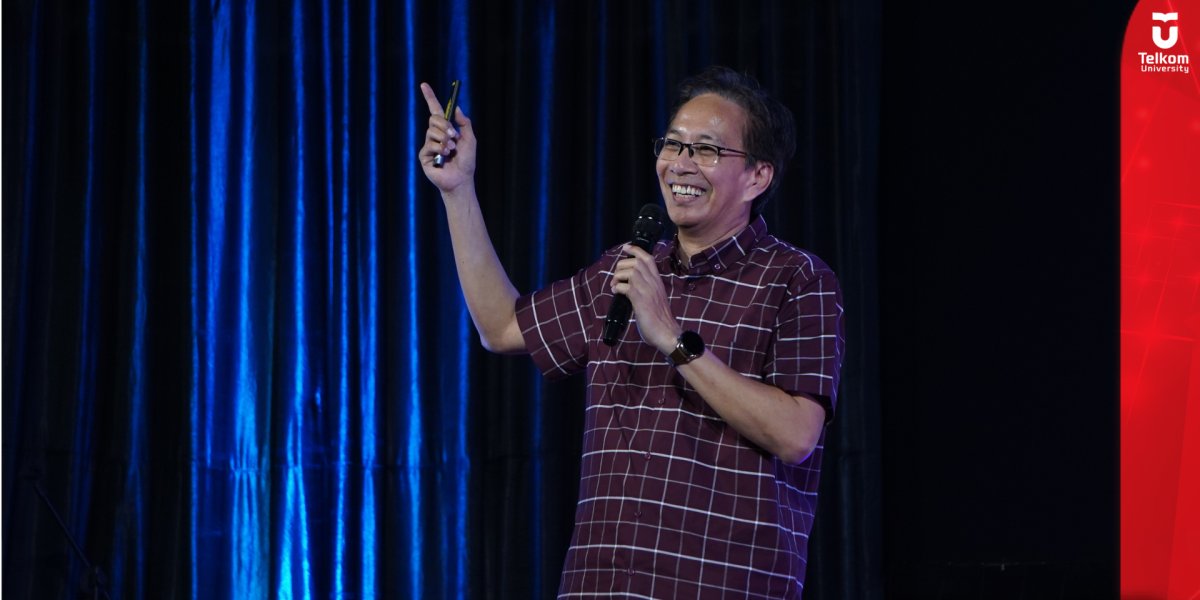 TelUniversity's tweet photo. Inspiring Speech Oleh Prof. Dr. Mochamad Ashari pada Telkom University Gathering Leaders 2026
Yuk baca selengkapnya: https://t.co/mbC7YlSrsC
#TelkomUniversity #KampusSwastaTerbaik #CreatingTheFuture #ContributeToTheWorld #EntrepreneurialUniversity #SustainabilityUniversity https://t.co/7HKIy2CHj0