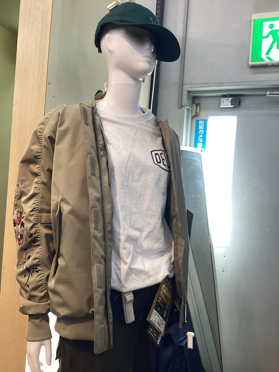 AdachiNaps's tweet photo. 春夏モデル&春先コーデを蒸着!
#ナップス #RSタイチ #RIDEZ #ミシュラン #RossoStyleLab https://t.co/RAVpVClKlM