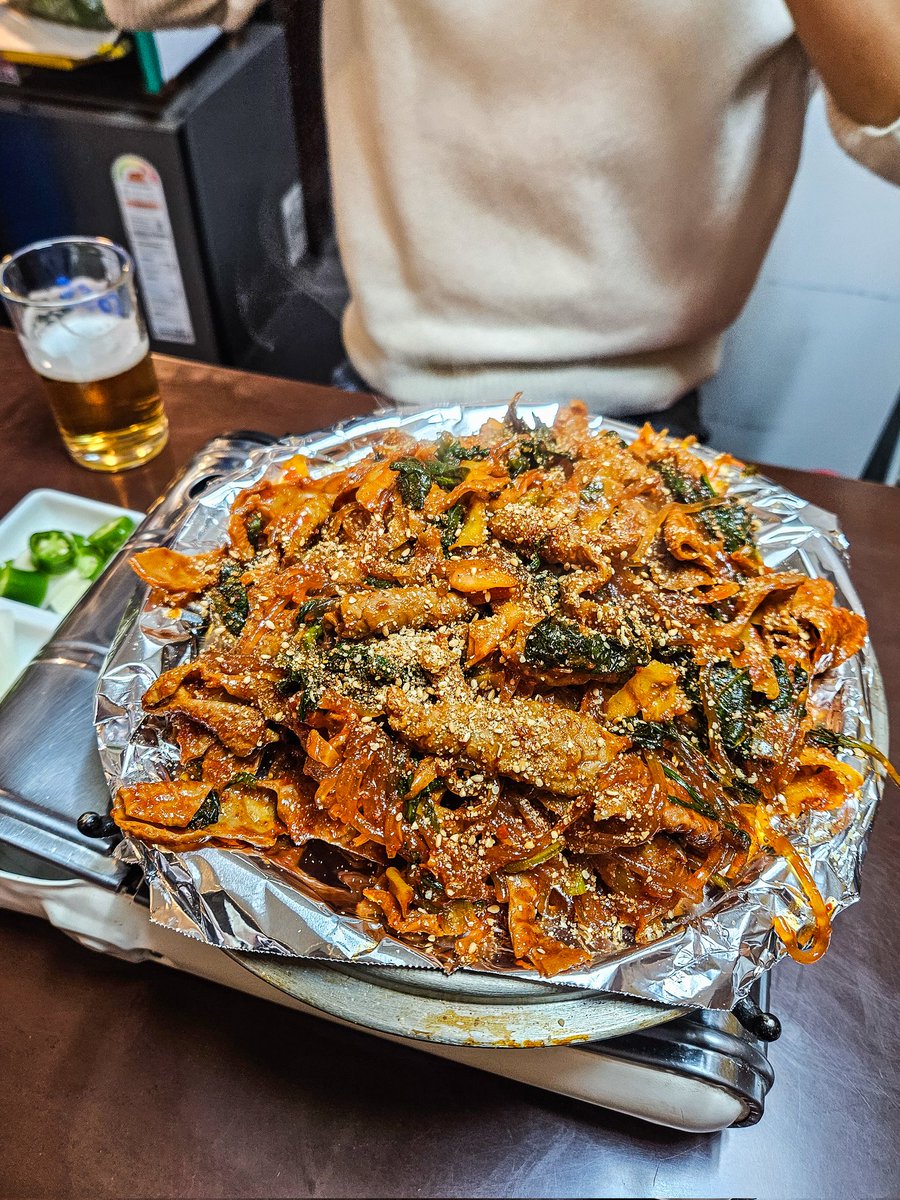 TASTE_LOG's tweet photo. 엄청난 돼곱과 만나부러따 https://t.co/PHFTGo9QYn