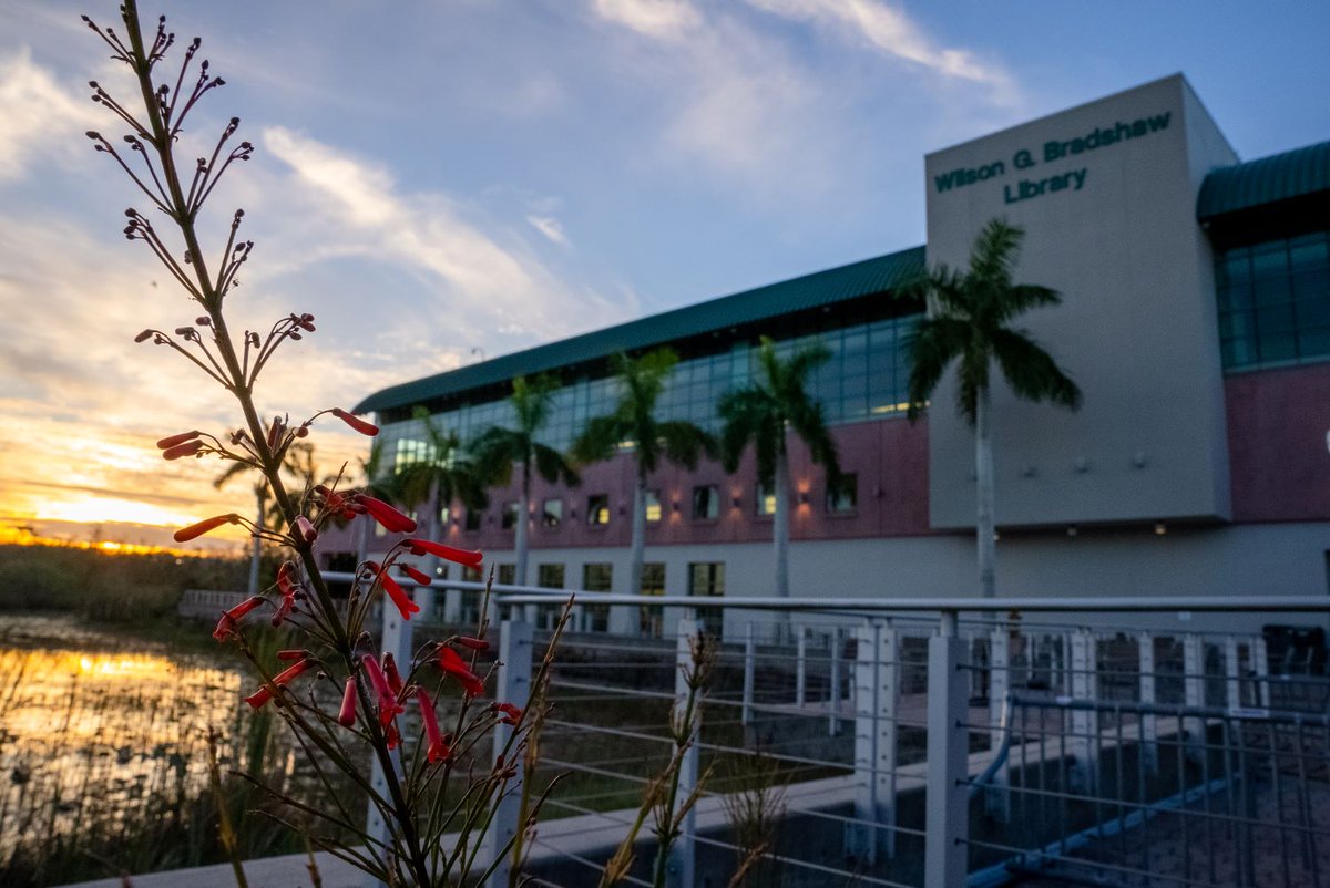 Florida Gulf Coast University tweet media